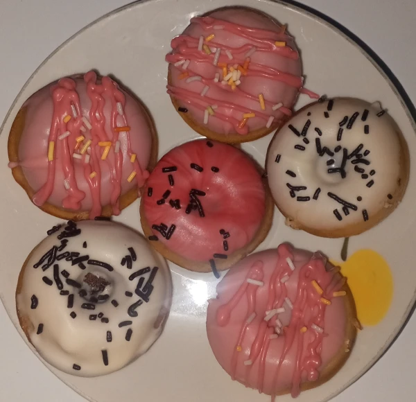 Surtidas de chocolate blanco's foto | Mundo MiniDonitas 🍩🍪 |  BizneCubano