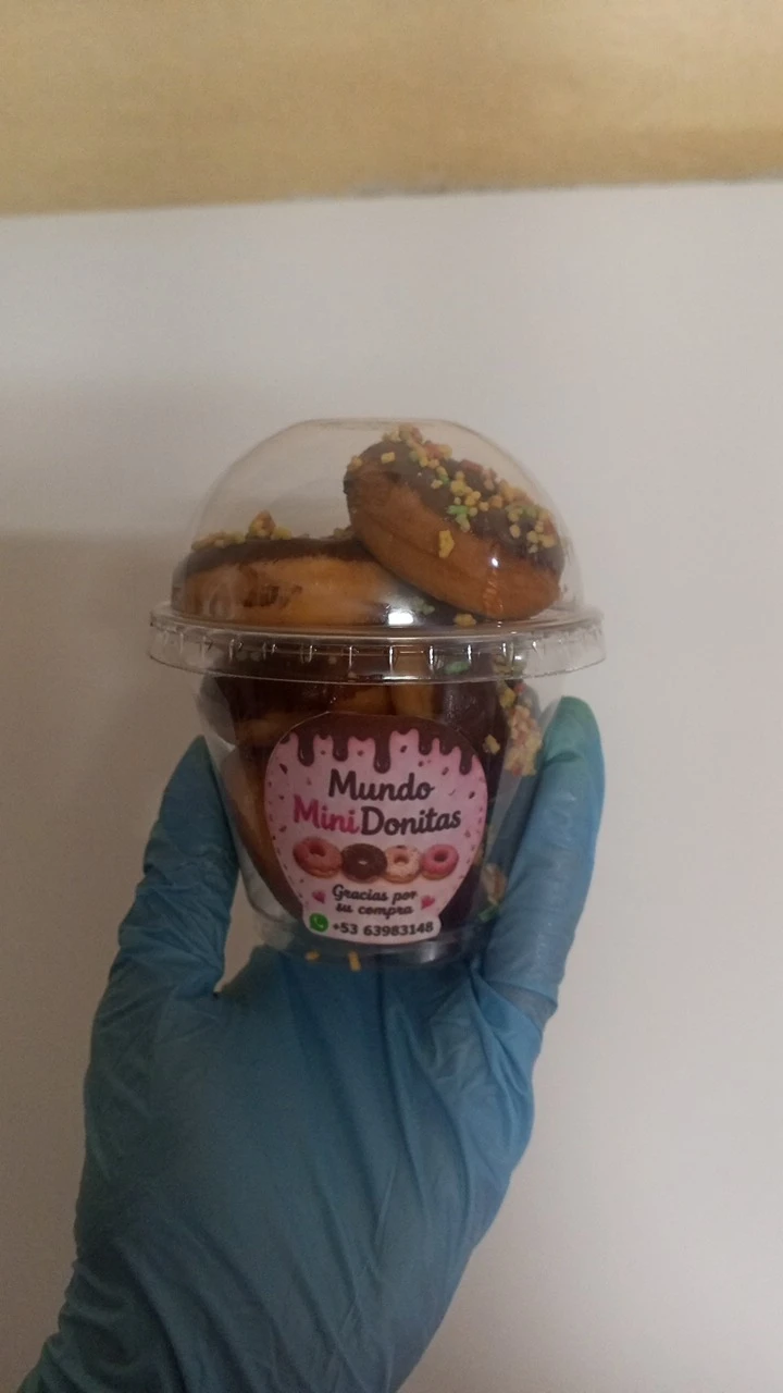Vaso de 7 minidonas surtidas's foto | Mundo MiniDonitas 🍩🍪 |  BizneCubano